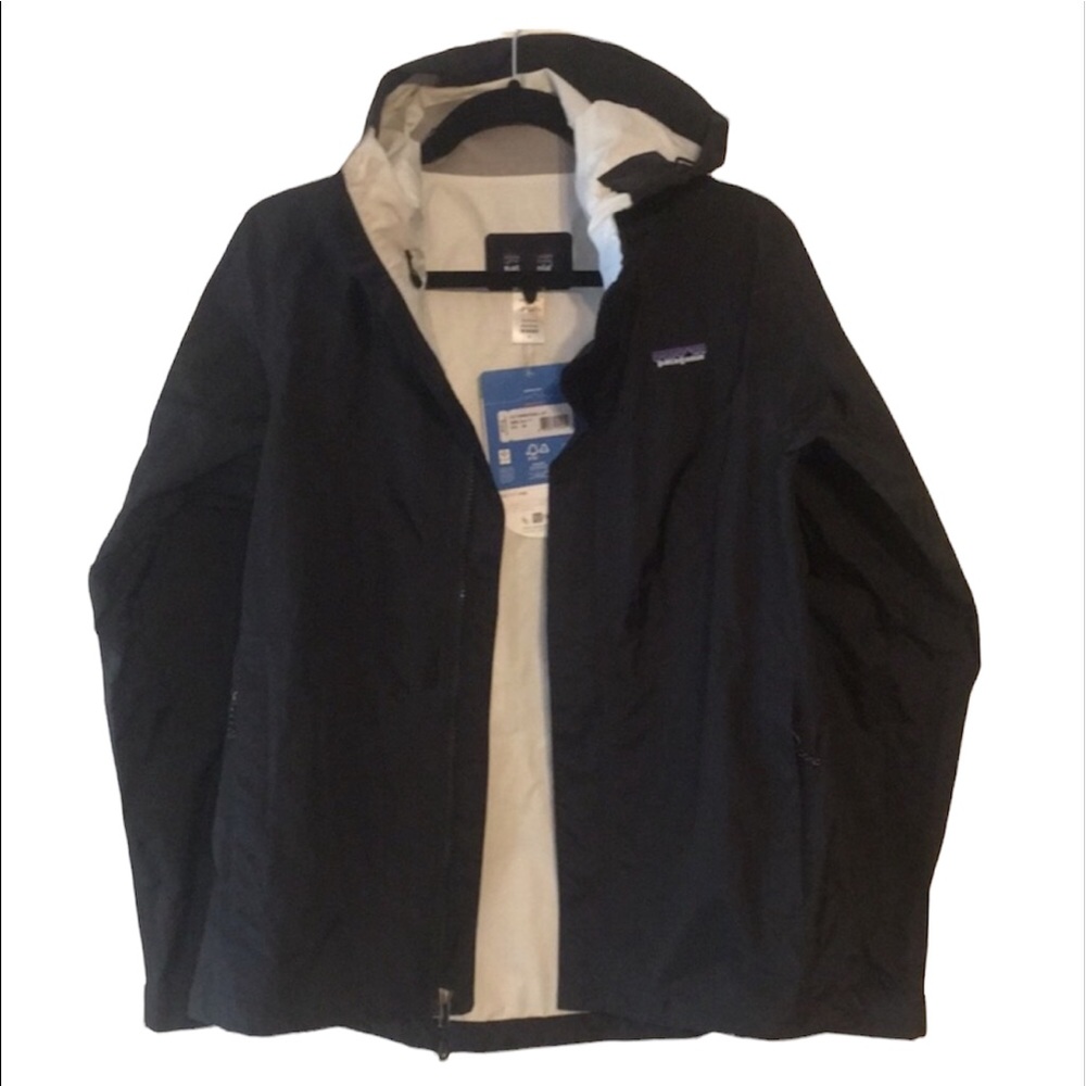 Patagonia NWT Pirates of the Caribbean black jacket/windbreaker
